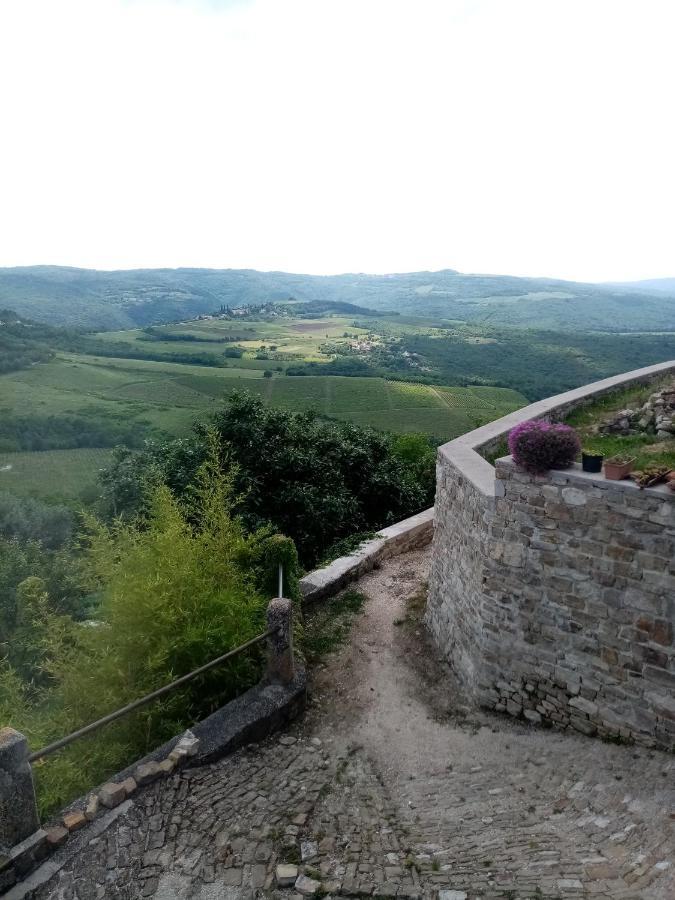 Rooms Serafin-Lavanda Motovun Exterior foto